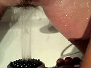 masturbazione - Hot chick si rende buona sotto la doccia