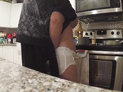 madre vorrei scopare la mia piccola moglie troia in cucina